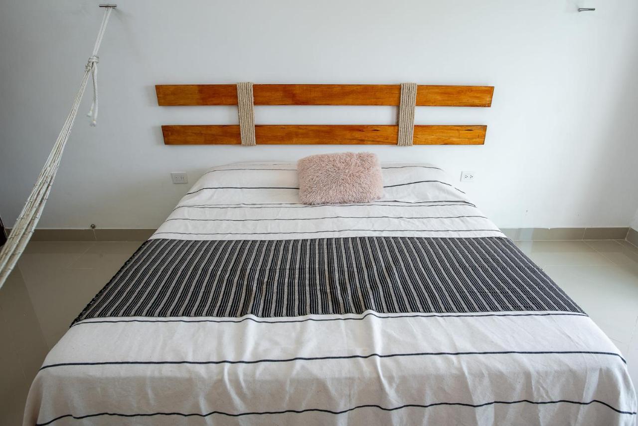 97982 New Modern Villa, Private Pool, High Internet Speed, 2 Blocks From The Beach Pueblo Pueblo Chicxulub 外观 照片