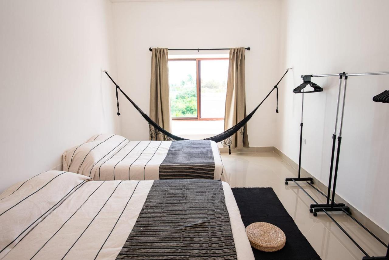 97982 New Modern Villa, Private Pool, High Internet Speed, 2 Blocks From The Beach Pueblo Pueblo Chicxulub 外观 照片