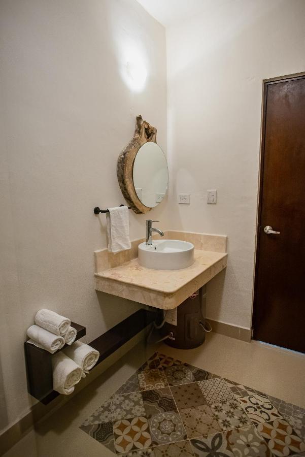 97982 New Modern Villa, Private Pool, High Internet Speed, 2 Blocks From The Beach Pueblo Pueblo Chicxulub 外观 照片